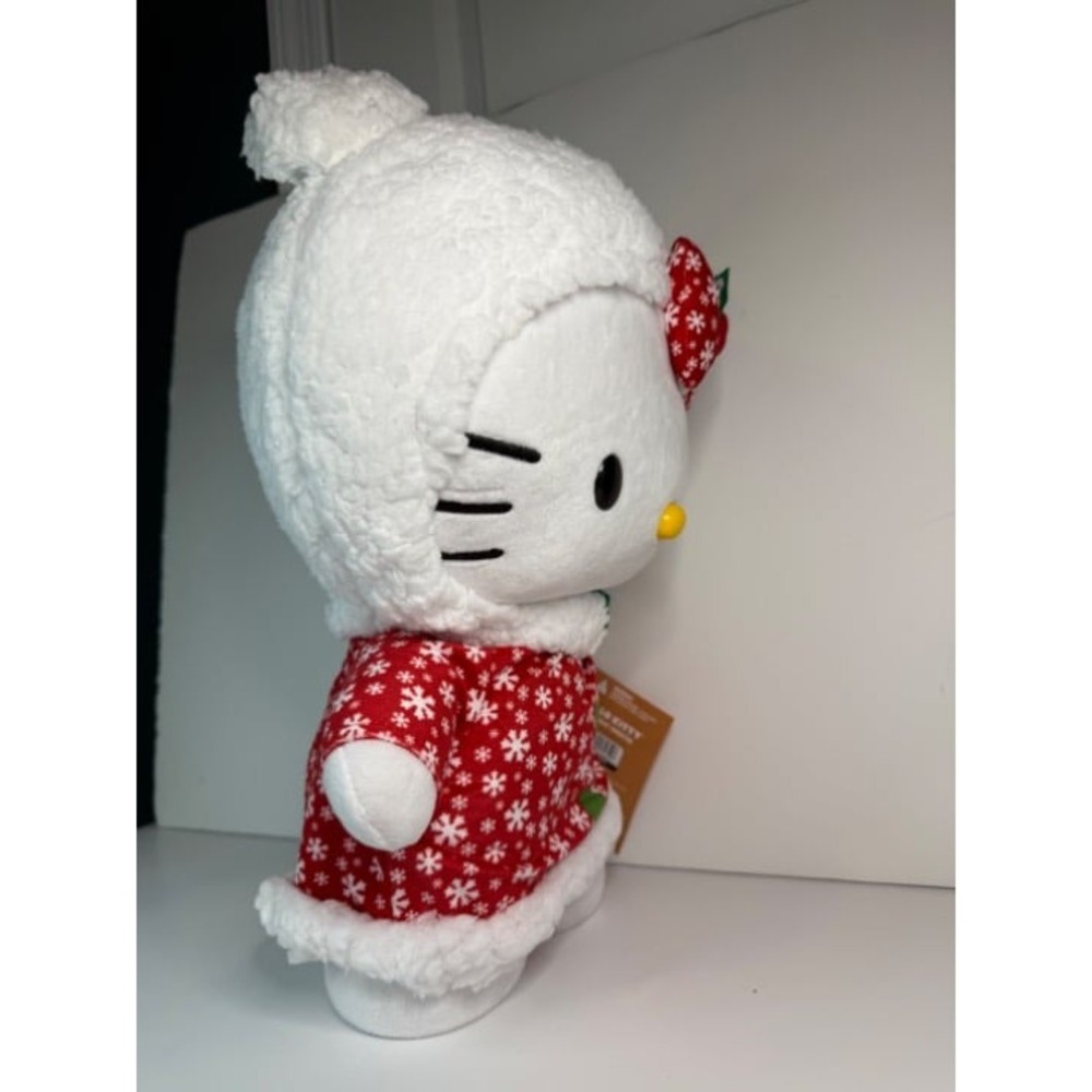 New‎ Hello Kitty 2024 CVS Christmas Holiday Greeter - Picture 4 of 4